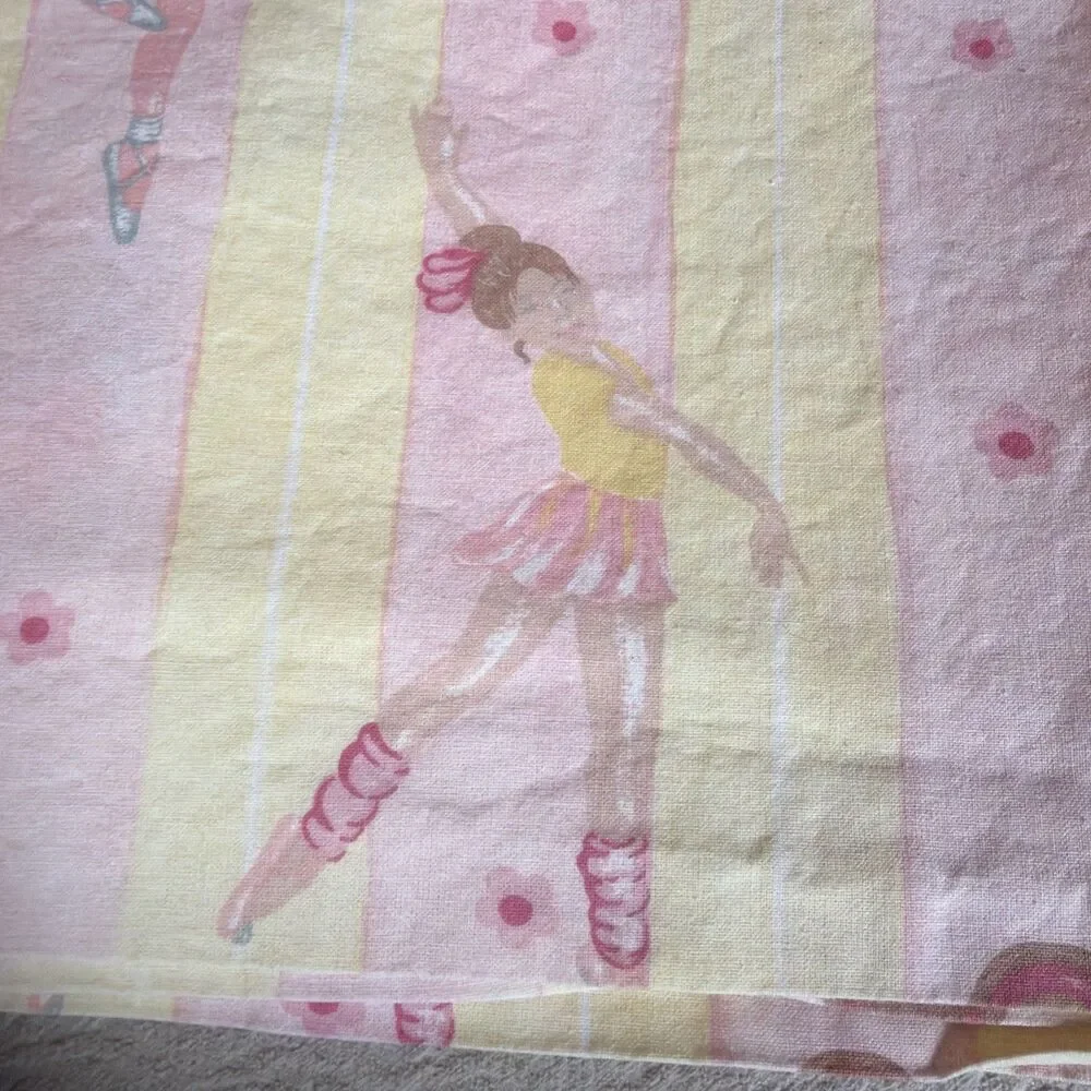 Vintage Laura Ashley Valance  Ballerina Yellow Pink 17” X 88”  USA